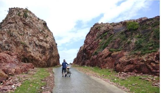 मोहब्बत के लिए पहाड़ का सीना चीर देने वाले बिहारी दशरथ मांझी की प्रेम कहानी