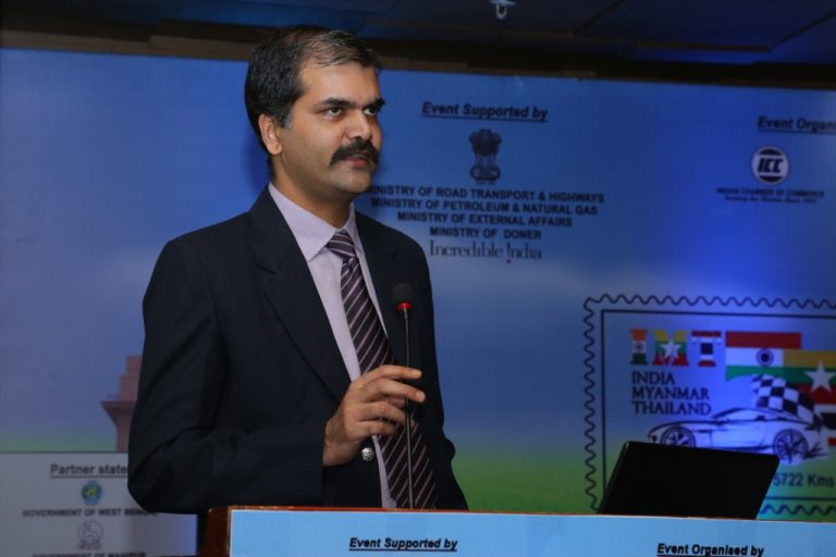 IPS विकास वैभव ने विदेशियों को बुद्ध और बिहार के विरासत से कराये रूबरू