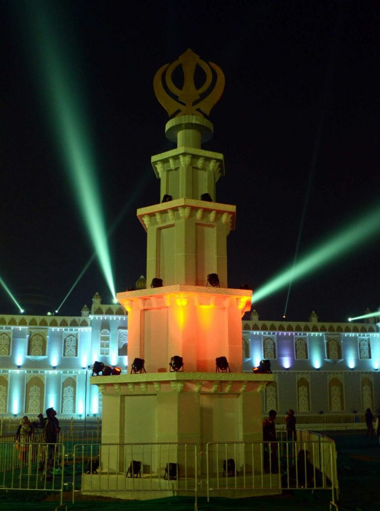 सज गया पटना साहिब.. पहुंचने लगे श्रद्धालु