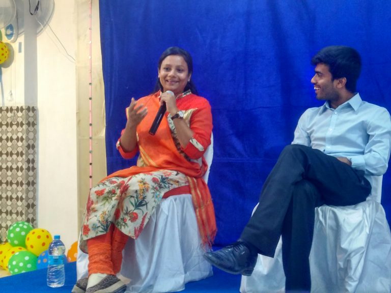 ऐवरेस्ट पर चढ़ने वाली विश्व की पहली दिव्यांग महिला अरुणिमा सिंहा ने पटना में छात्रों को किया संबोधित