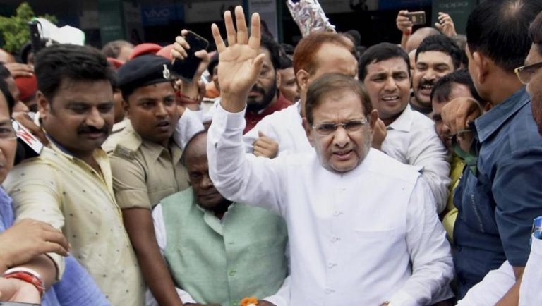 शरद यादव हुए बागी, जनता दल यूनाईटेड का टूटना लगभग तय