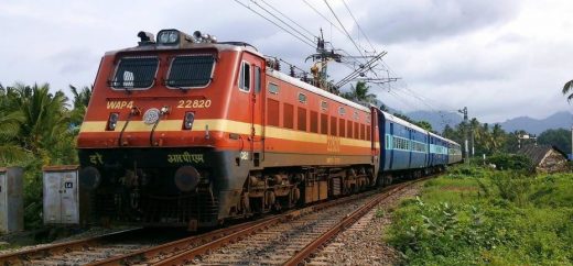 खुशखबरी: बिहार और नेपाल के बीच बिछाने लगा रेलवे ट्रेक, इस साल से दौड़ेगी ट्रेने