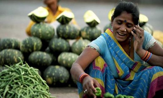 “हेल्लो अम्मा, फ़ोन की थी?. . सब ठीक न?”