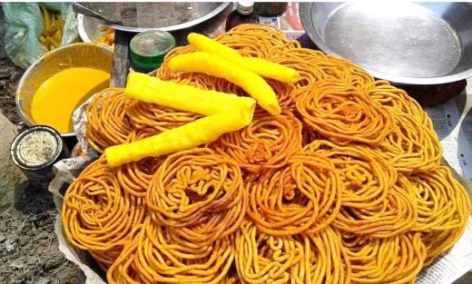 गाँव का मेला: दू रूपईया वाला बरफ चूसते हुए सोचते हैं कि ई मेला काहे ज़रूरी है