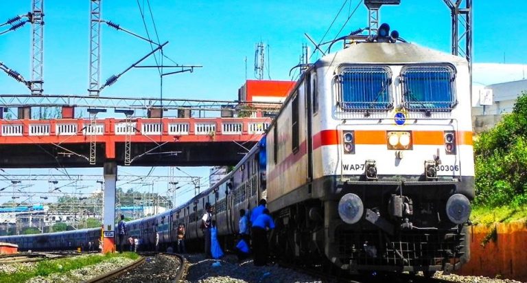 160 किमी प्रति घंटा की रफ्तार से दिल्ली-बिहार-हावड़ा के बीच चलेंगीं ट्रेनें, कैबिनेट ने लगाई मुहर