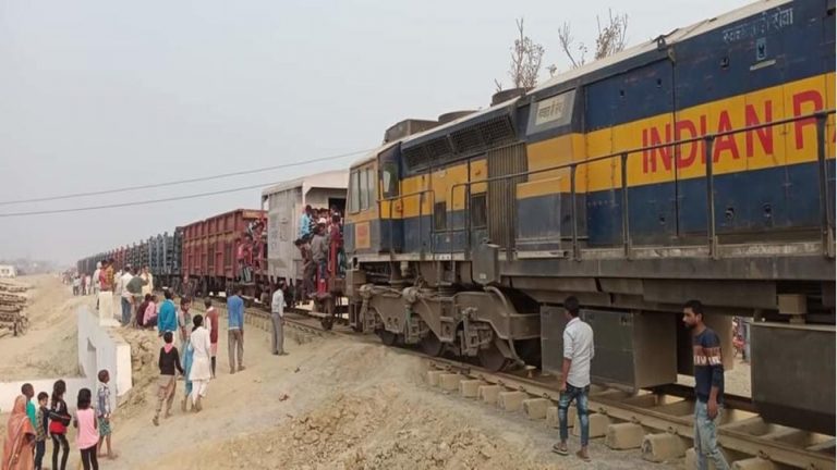 87 साल बाद एक हुआ बिहार का मिथिलांचल, सरायगढ़-निर्मली रेलखंड पर फिर दौरी ट्रेन